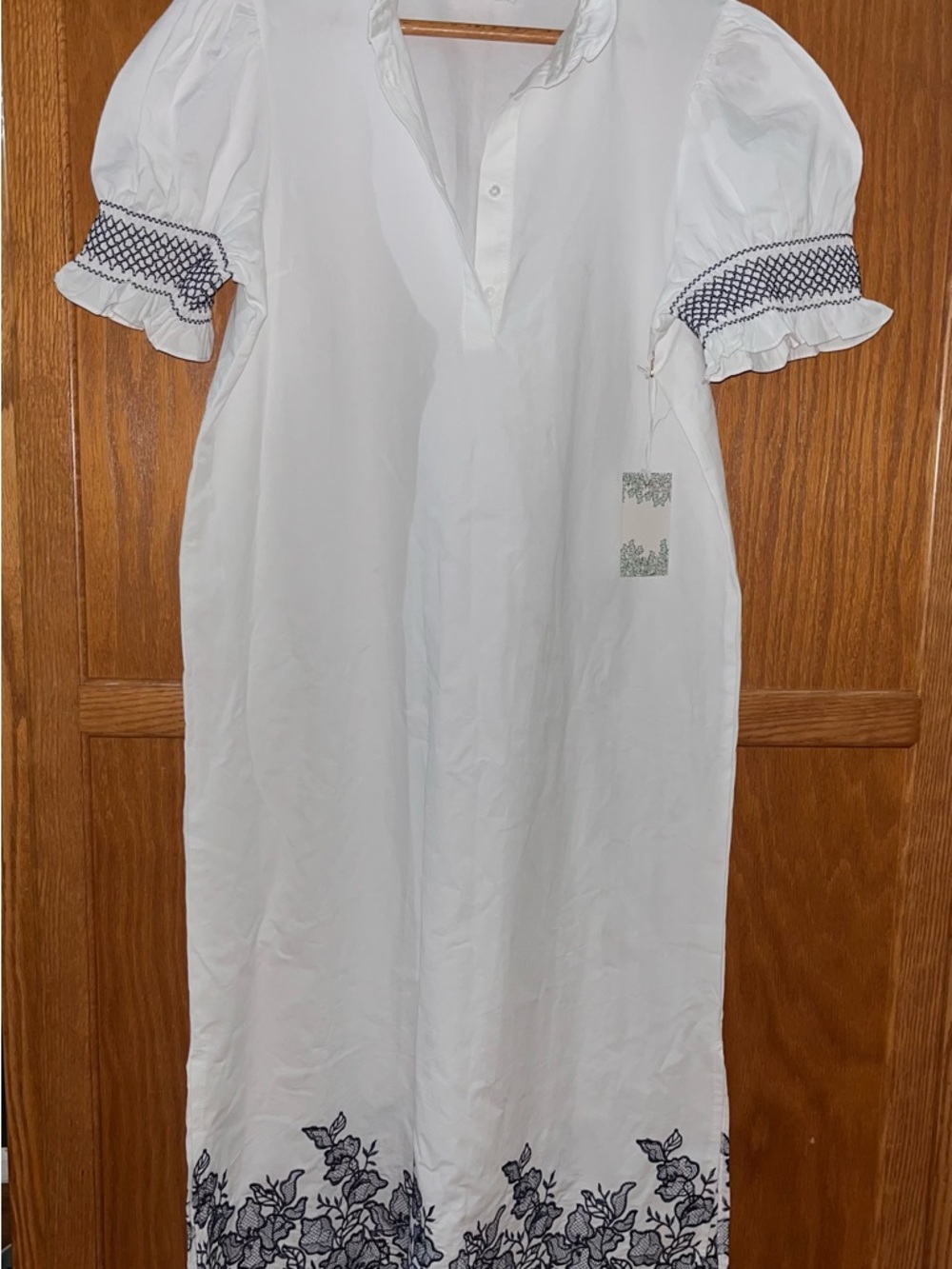 Hyacinth House White Embroidered Midi Dress with Puff Sleeves NWT Large / L